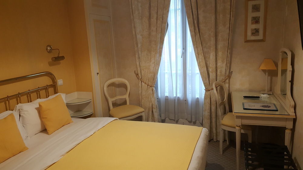 Hotel Azur Paris